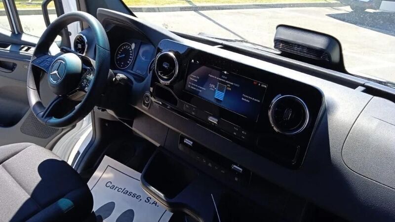 Usado Mercedes E-Sprinter 150 kW (204 HP) 2024 Branco Van