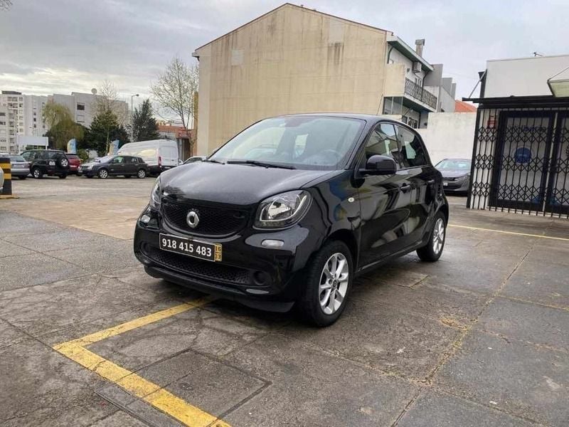 Usado Smart ForFour 71 HP (52 kW) 2016 Preto Citadino