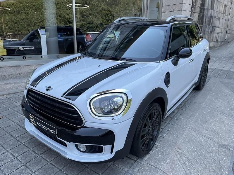 Usado Mini One D Countryman 116 HP (85 kW) 2017 Preto preto SUV