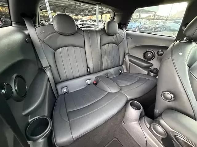 Usado Mini Cooper S 135 kW (184 HP) 2020 Preto Citadino