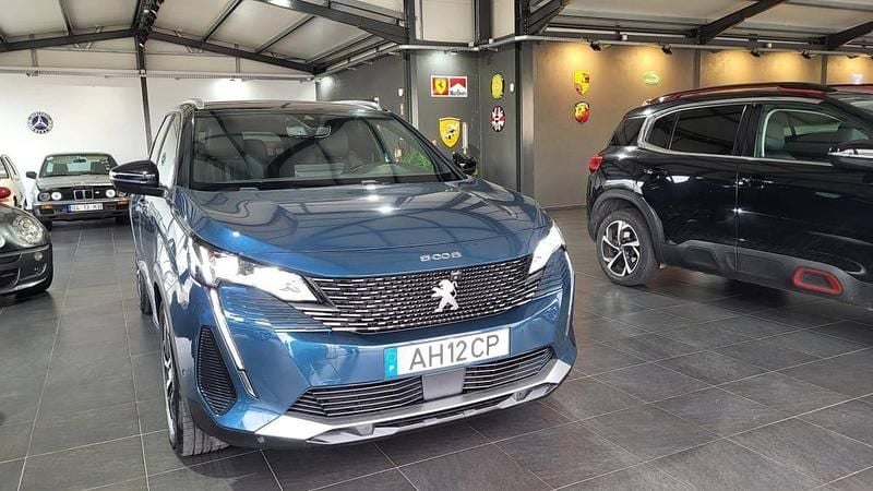 Azul Usado 2021 Peugeot 5008 GT SUV | € 25.990 (Preço justo) - Imagem 1/4