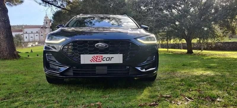 Usado Ford Focus ST-Line 125 HP (91 kW) 2022 Preto Carrinha