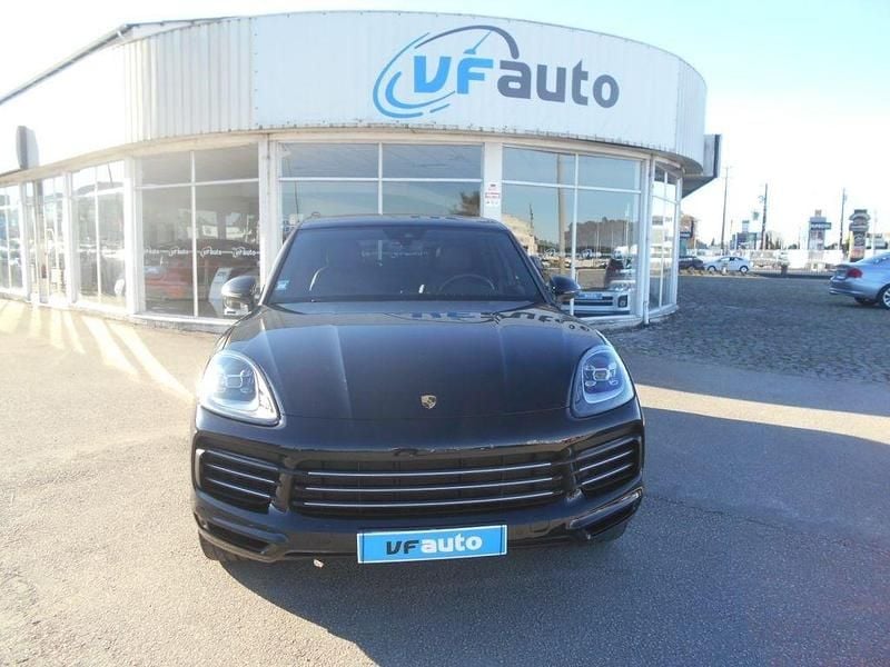 Preto Usado 2018 Porsche Cayenne S SUV | € 69.950 - Imagem 1/4