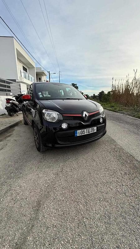Preto Usado 2015 Renault Twingo Citadino | € 6.950 (Super Preço) - Imagem 1/4