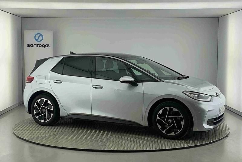 Prateado Usado 2025 VW ID.3 Pro Citadino | € 39.990 (Caro) - Imagem 1/4