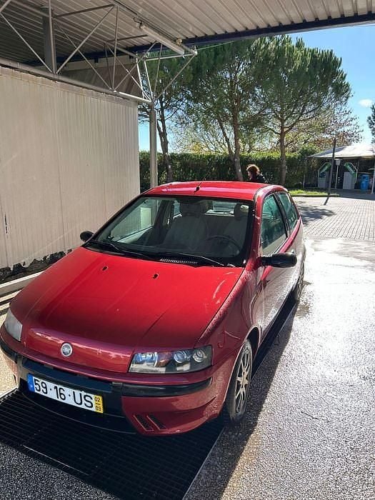 Usado 2002 Fiat Punto | € 1.250 (Bom preço) - Imagem 1/4