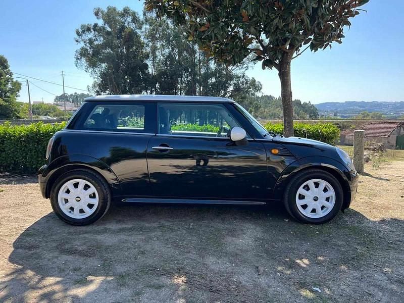 Usado Mini Cooper 90 HP (66 kW) 2010 Preto Citadino