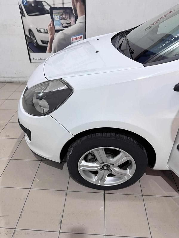 Usado Renault Clio II 68 HP (50 kW) 2008 Branco Citadino