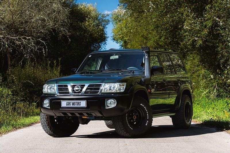 Verde Usado 1998 Nissan Patrol SE SUV | € 27.500 - Imagem 1/4