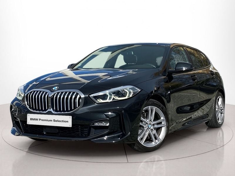 Preto Usado 2023 BMW 116 Shadowline Citadino | € 28.900 (Bom preço) - Imagem 1/4