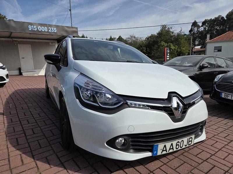 Usado Renault Clio GrandTour 90 HP (66 kW) 2015 Branco Carrinha