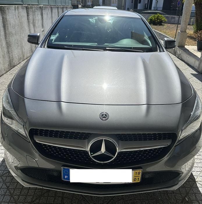 Usado 2018 Mercedes CLA180 Shooting Brake Carrinha | € 22.500 - Imagem 1/4