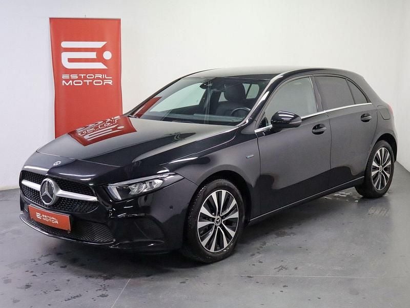 Preto Usado 2021 Mercedes A250 Style | € 25.950 (Preço justo) - Imagem 1/4