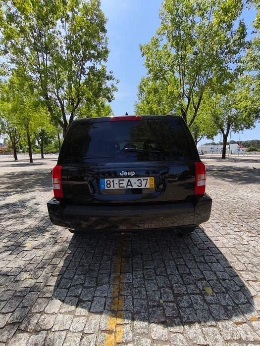 Usado Jeep Patriot Limited 140 HP (102 kW) 2007 SUV