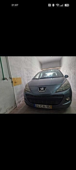 Usado 2008 Peugeot 207 Sedan | € 3.900 (Preço justo) - Imagem 1/4