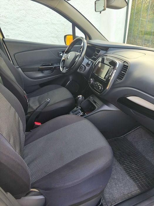 Usado Renault Captur 90 HP (66 kW) 2015 SUV