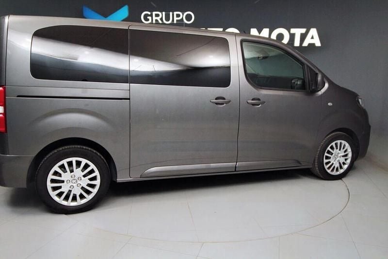 Cinza Usado 2020 Peugeot Traveller Business-Line Monovolume | € 25.490 (Bom preço) - Imagem 1/4