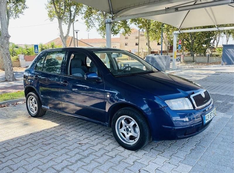 Usado 2001 Skoda Fabia Sedan | € 1.350 (Super Preço) - Imagem 1/4