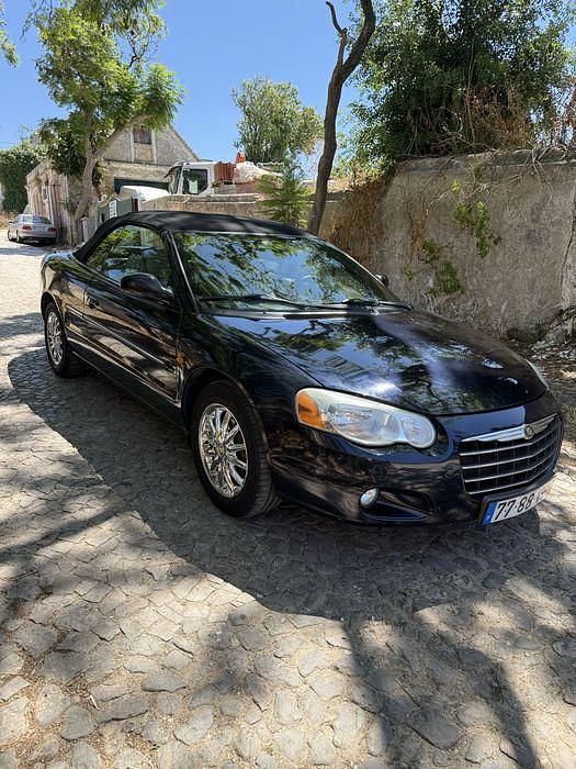 Usado 2003 Chrysler Sebring Limited Sedan | € 9.950 - Imagem 1/4