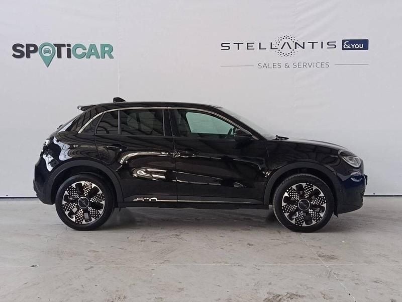 Usado Fiat 600 La Prima 136 HP (100 kW) 2024 Preto SUV