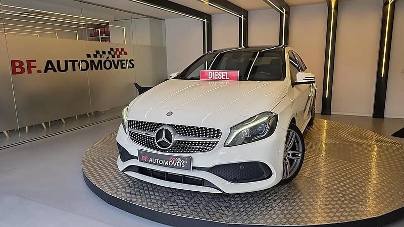 Usado Mercedes A200 AMG line 136 HP (100 kW) 2016 Branco Citadino