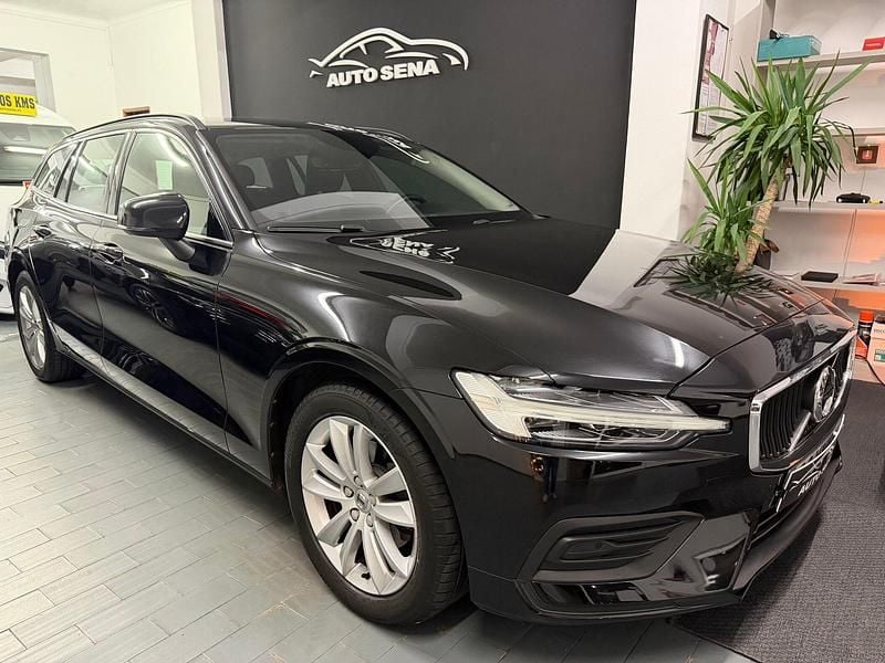 Preto Usado 2019 Volvo V60 Momentum Carrinha | € 24.980 (Bom preço) - Imagem 1/4