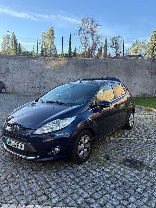 Usado 2011 Ford Fiesta Sedan | € 6.000 (Preço justo) - Imagem 1/4