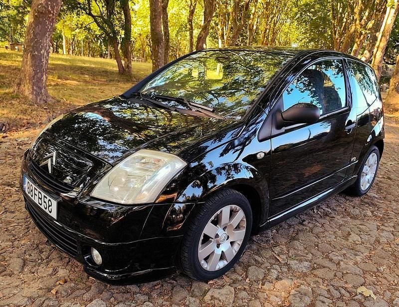 Preto Usado 2008 Citroën C2 VTR Sport Citadino | € 4.490 (Preço justo) - Imagem 1/4