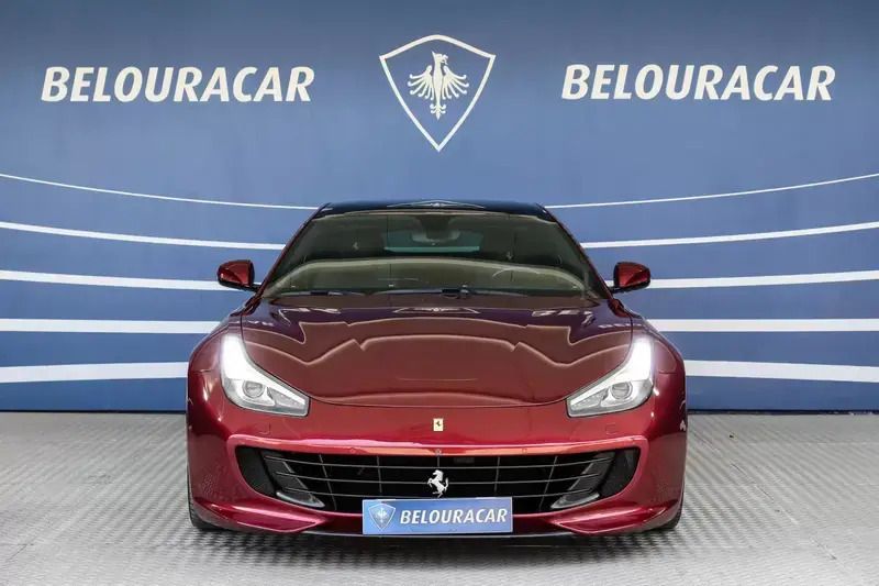 Usado Ferrari GTC4Lusso 690 HP (507 kW) 2017 Branco Carrinha
