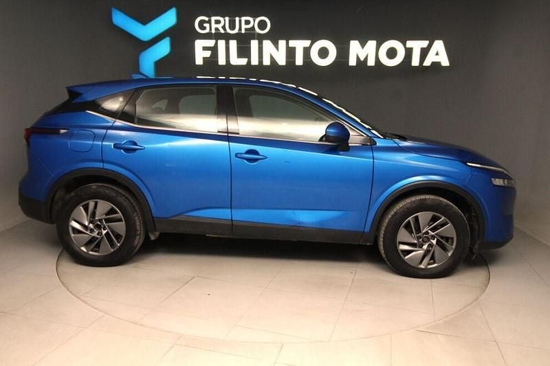 Usado Nissan Qashqai Acenta 140 HP (102 kW) 2024 Azul SUV