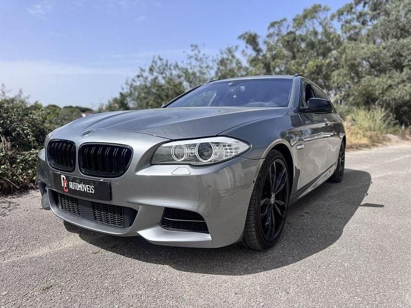 Usado 2013 BMW M550 Comfort Edition Sedan | € 27.990 - Imagem 1/4