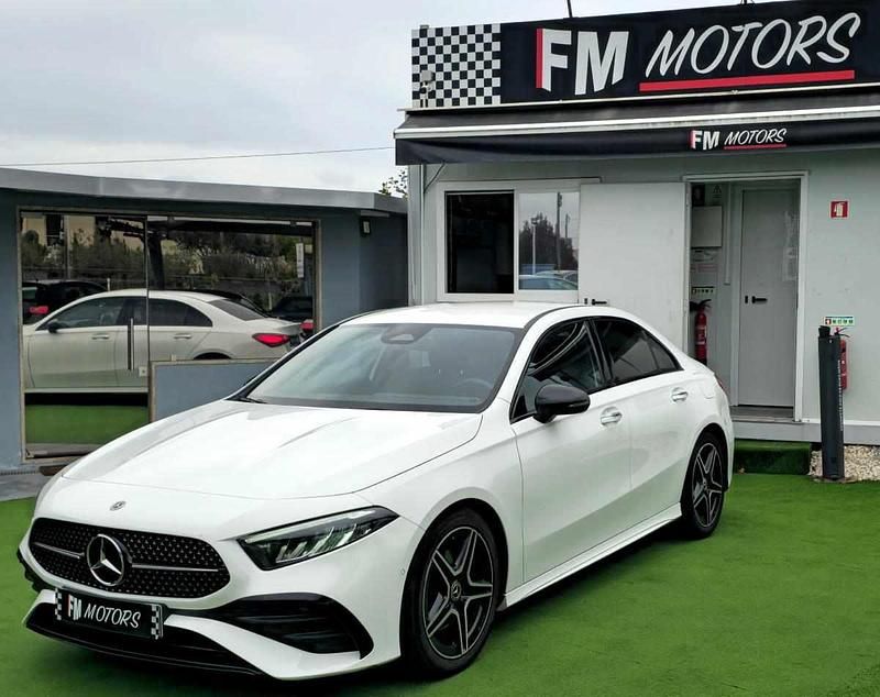 Usado Mercedes A200 163 HP (119 kW) 2023 Branco Citadino