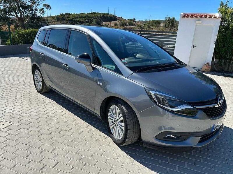 Usado 2017 Opel Zafira Monovolume | € 17.900 (Preço justo) - Imagem 1/4