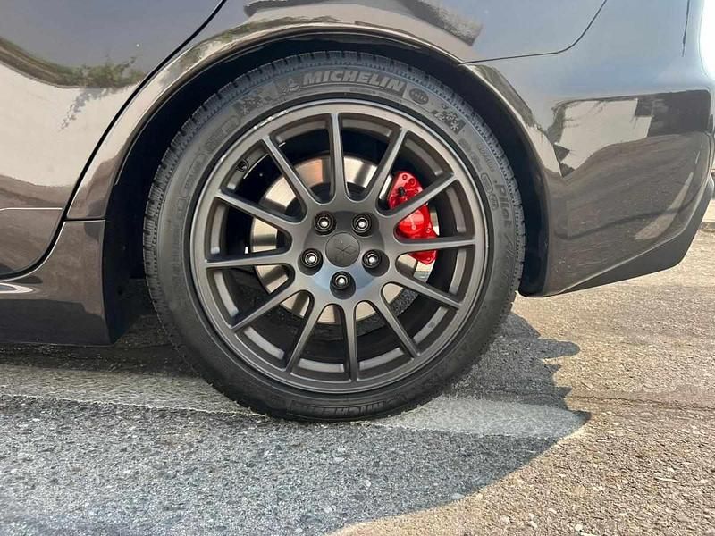 Usado Mitsubishi Lancer 295 HP (216 kW) 2011 Preto