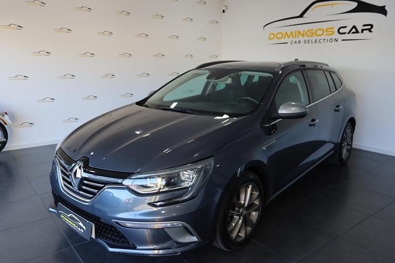 Usado Renault Mégane IV 110 HP (80 kW) 2018 Cinzento Carrinha