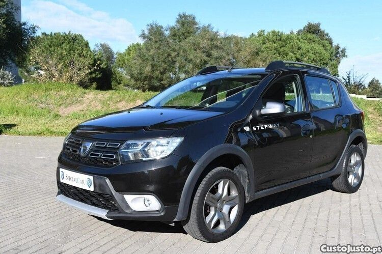 Preto Usado 2018 Dacia Sandero Stepway Citadino | € 10.950 (Preço justo) - Imagem 1/1