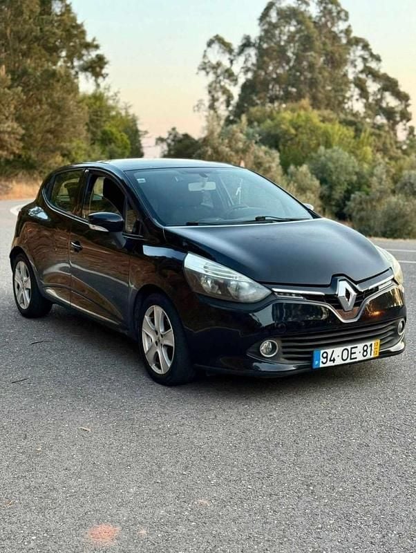 Preto Usado 2013 Renault Clio IV Citadino | € 9.990 (Preço justo) - Imagem 1/4