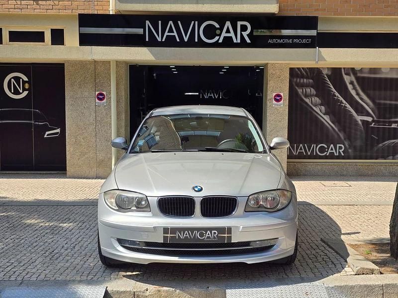 Cinza Usado 2008 BMW 116 Sport Line Citadino | € 6.700 (Caro) - Imagem 1/4