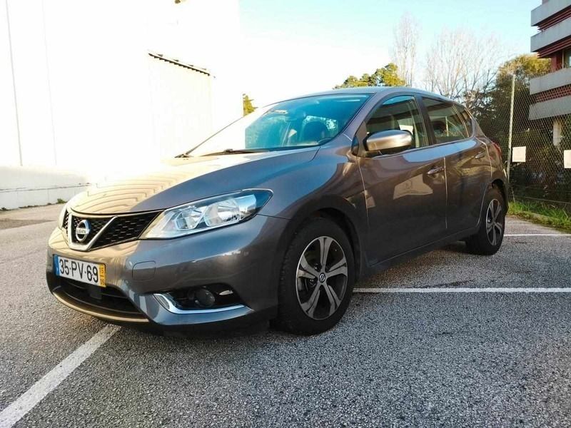 Cinzento Usado 2015 Nissan Pulsar Citadino | € 11.200 (Preço justo) - Imagem 1/4