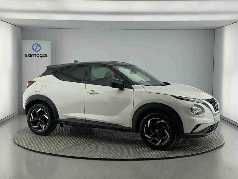 Branco Usado 2024 Nissan Juke N-Connecta SUV | € 22.490 (Preço justo) - Imagem 1/4