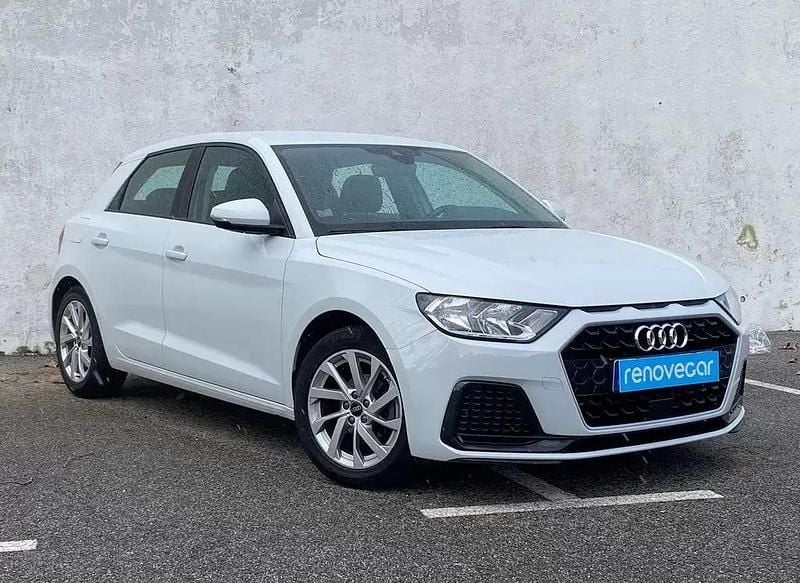 Branco Usado 2022 Audi A1 Sportback Advanced Citadino | € 17.400 (Bom preço) - Imagem 1/4