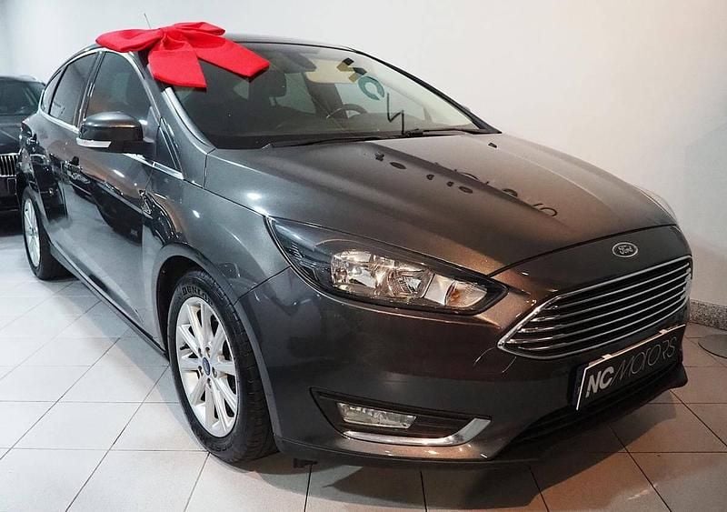 Usado Ford Focus 120 HP (88 kW) 2016 Antracite