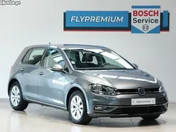 Cinza Usado 2019 VW Golf VII Citadino | € 17.990 (Preço justo)