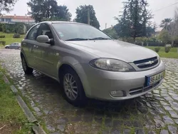 Cinzento Usado 2005 Chevrolet Lacetti Citadino | € 2.550