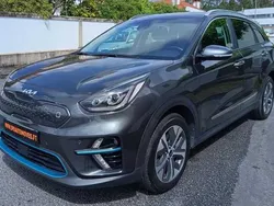 Cinza Usado 2021 Kia e-Niro SUV | € 23.490 (Preço justo)