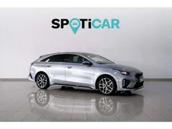 Cinzento Usado 2022 Kia ProCeed GT-Line Citadino | € 24.000 (Preço justo)