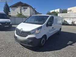 Branco Usado 2017 Renault Trafic Van | € 17.900 (Preço elevado)