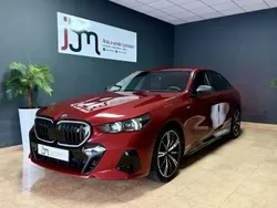 Vermelho Usado 2024 BMW i5 Sedan | € 61.500