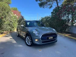 Cinzento Usado 2017 Mini Cooper Citadino | € 17.900 (Preço justo)