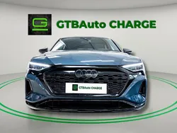 Azul Usado 2023 Audi Q8 e-tron Advanced SUV | € 61.999 (Preço elevado)